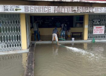 Several areas flooded in New Amsterdam.