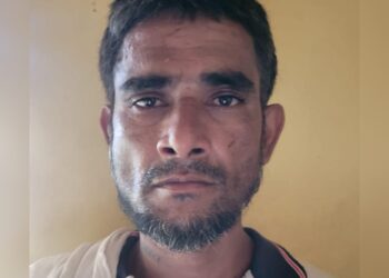 Grove man jailed for stealing rum and cigarettes.