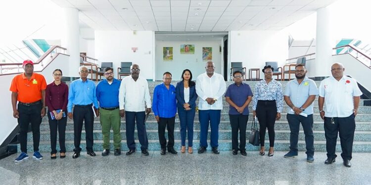 FITUG Proposes Income Tax and Minimum Wage Reforms in 2024 Budget Discussions