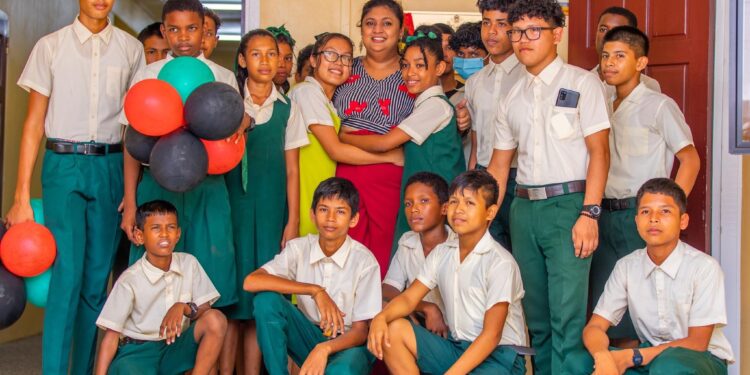 Two Dormitories Worth $75 Million Commissioned at Leonora Secondary