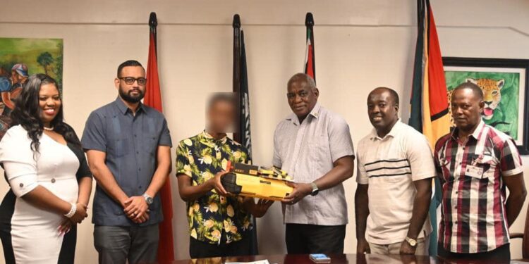 Youths being empowered through the Government’s ‘Fresh Start’ Initiative