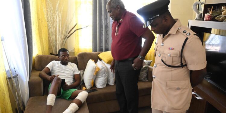 Minister Benn Visits Injured Police Constable