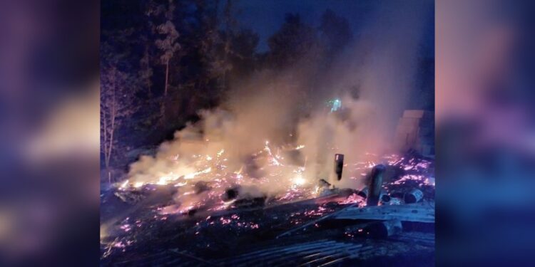 Family of five homeless after fire destroys their home