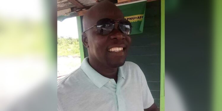 Businessman Stabbed to Death by 16-year-old.