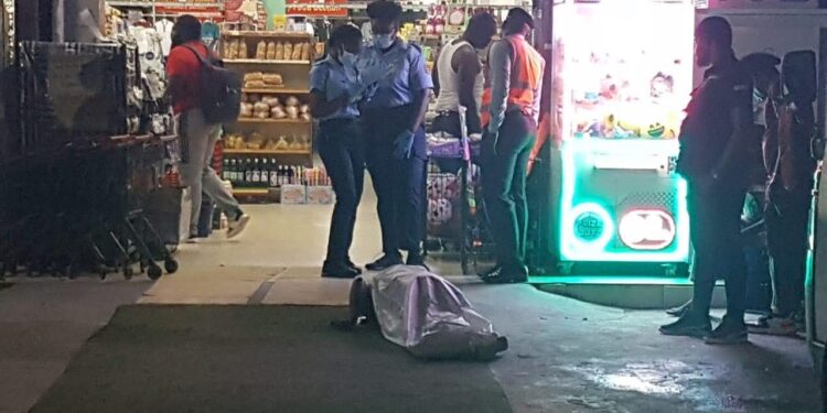 Venezuela Nationals Beaten and Stabbed to Death at Supermarket