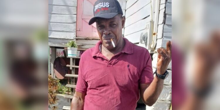 Elderly Security Guard Stabbed to Death After Slapping Teen