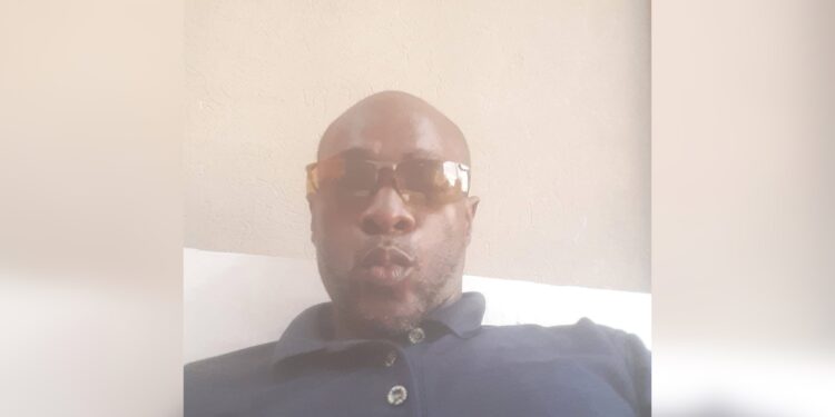 Security Officer Dies After Falling from Roof